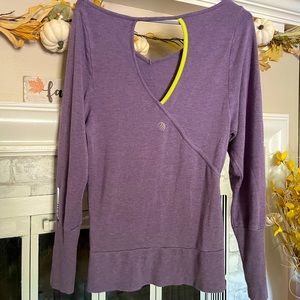 MPG Sports Heather Purple Sweater size Small EUC